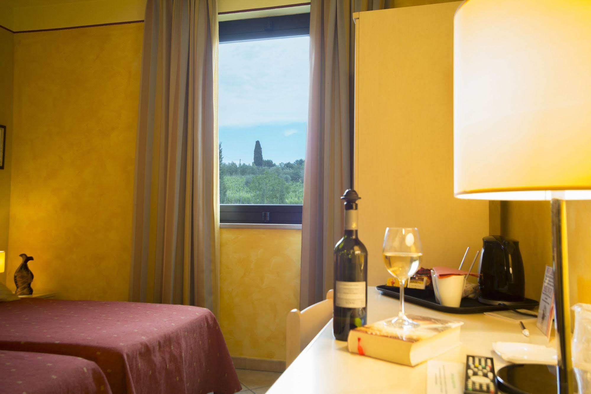 L'Antica Sosta Hotell Castelfiorentino Exteriör bild