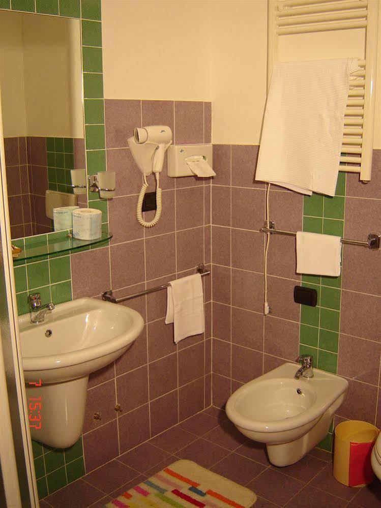 L'Antica Sosta Hotell Castelfiorentino Exteriör bild